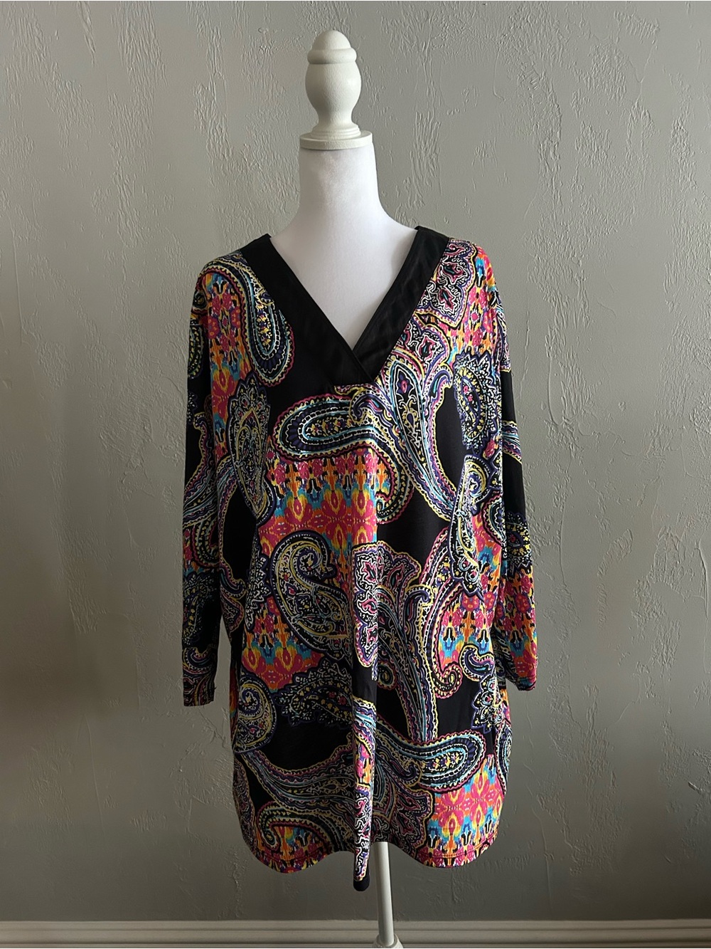 RALPH LAUREN Vibrant Paisley Cotton V-Neck Tunic Top